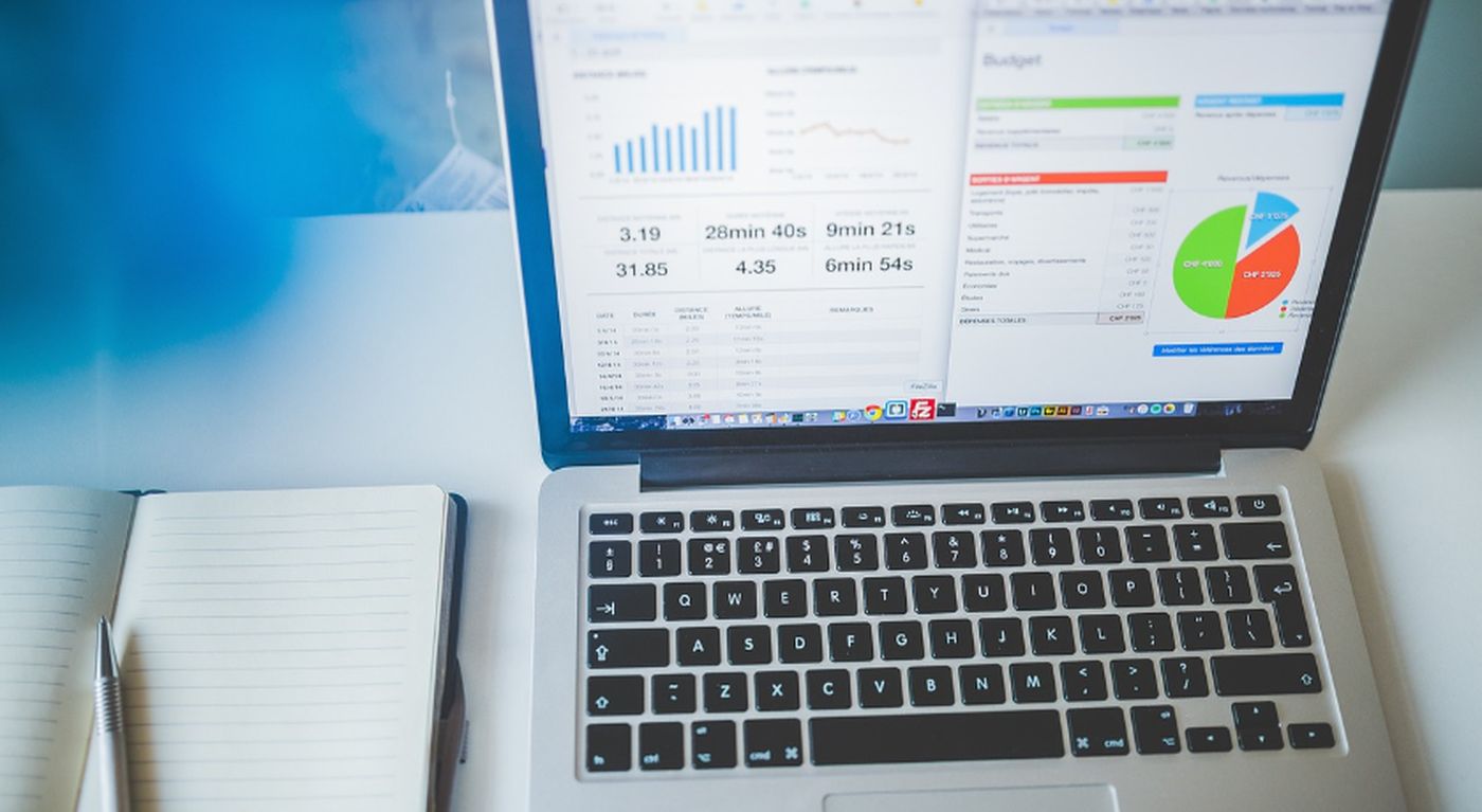 Webinar 'Factura electrónica: cómo y cuándo debes emitir las facturas en tu clínica'